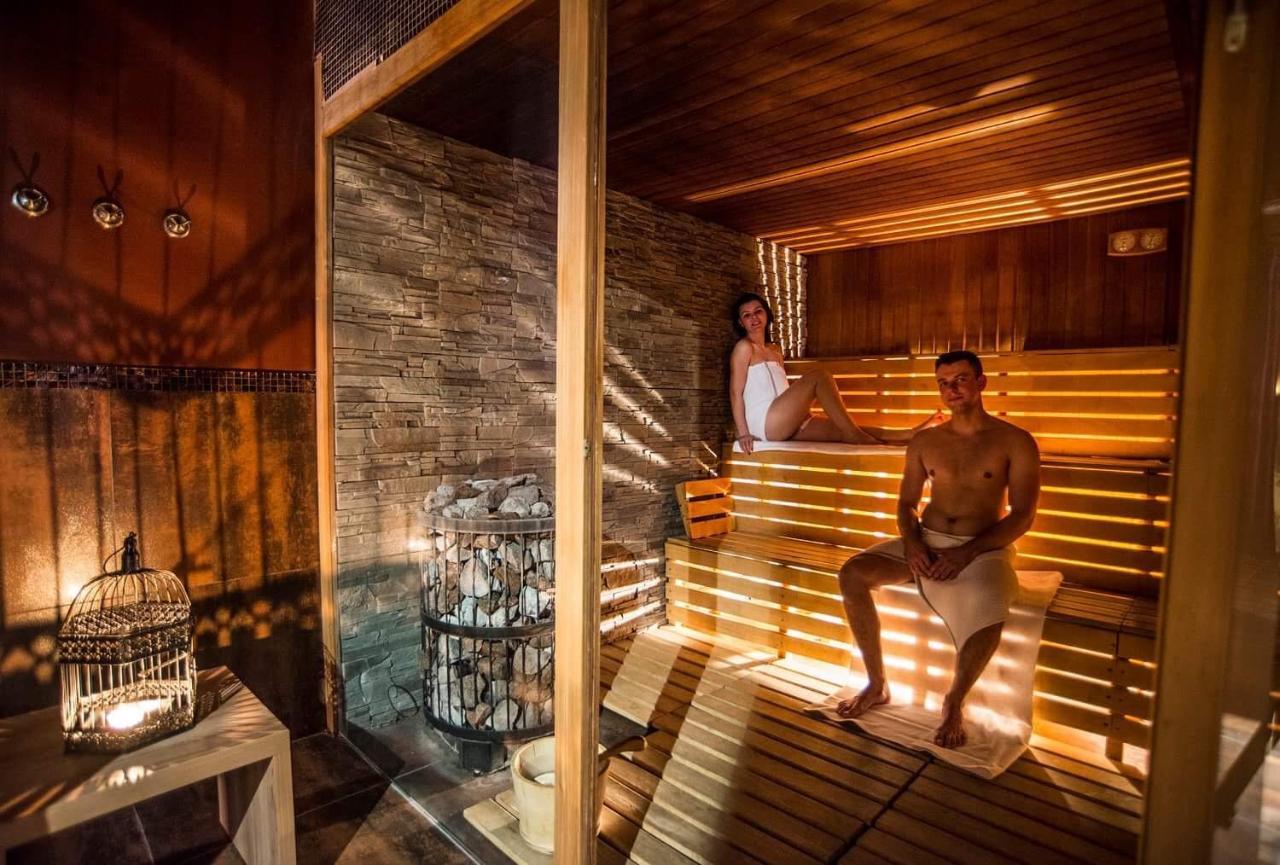 Hotel Bonifacio Spa&Sport Resort Sochocin ภายนอก รูปภาพ