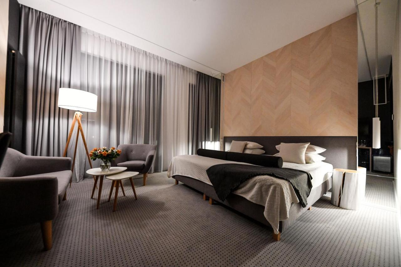 Hotel Bonifacio Spa&Sport Resort Sochocin ภายนอก รูปภาพ