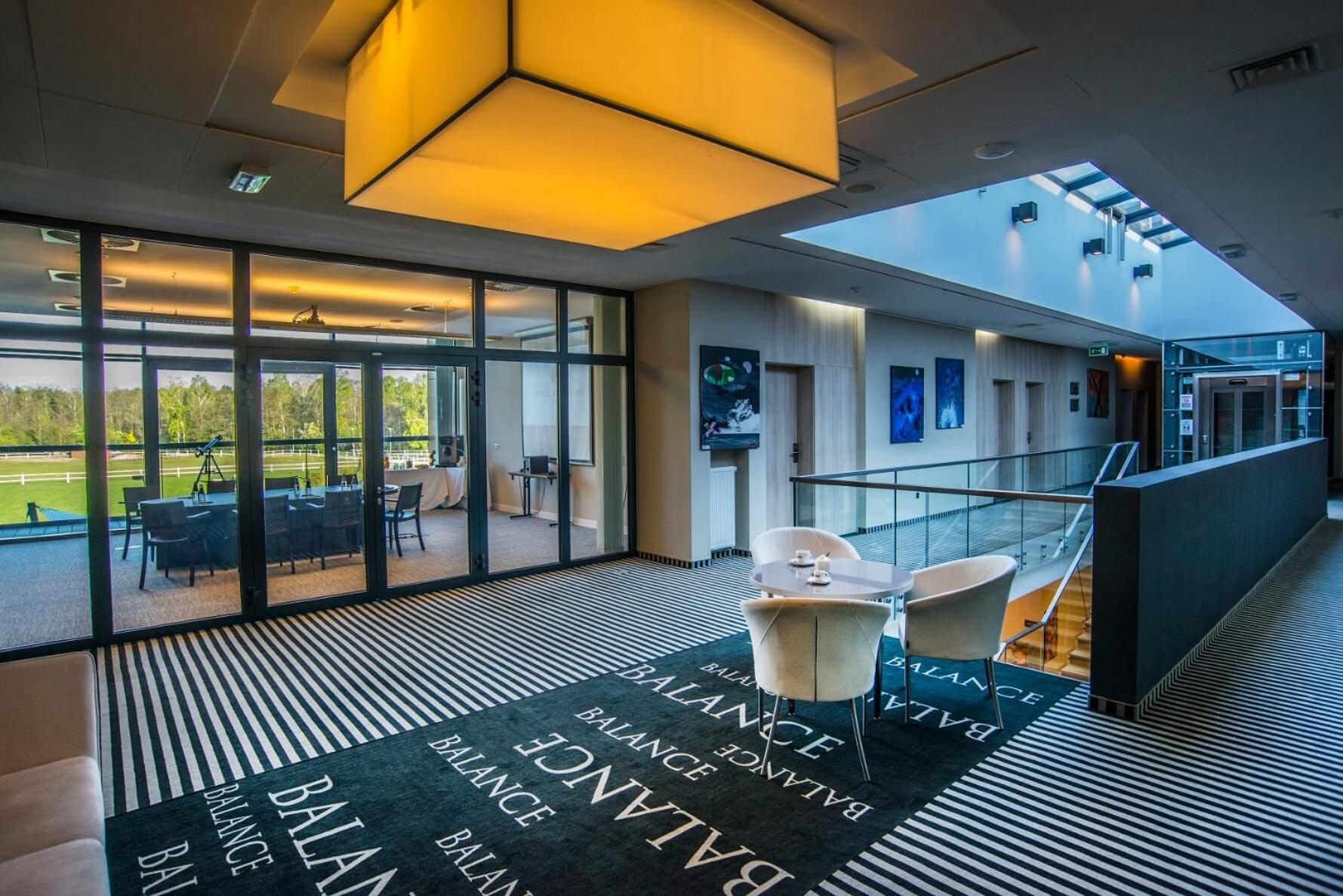 Hotel Bonifacio Spa&Sport Resort Sochocin ภายนอก รูปภาพ