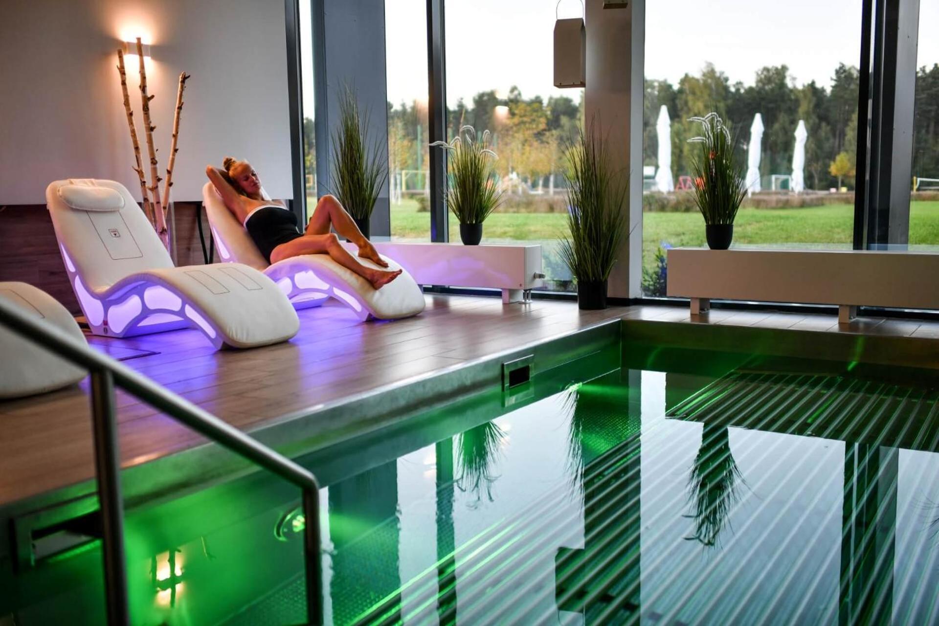 Hotel Bonifacio Spa&Sport Resort Sochocin ภายนอก รูปภาพ
