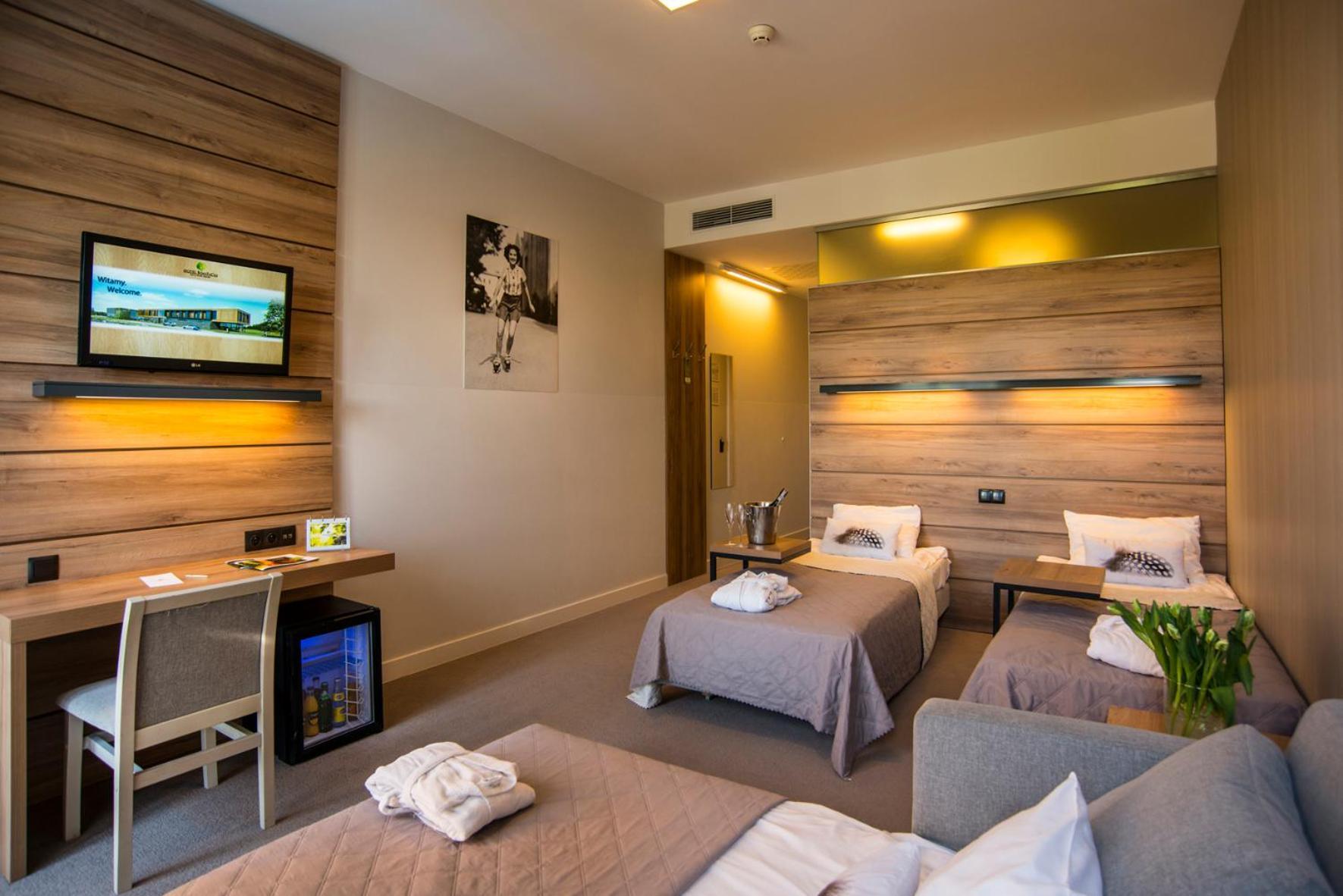 Hotel Bonifacio Spa&Sport Resort Sochocin ภายนอก รูปภาพ