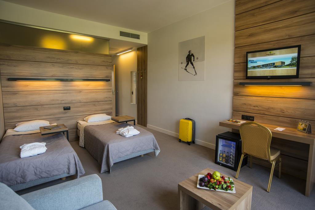 Hotel Bonifacio Spa&Sport Resort Sochocin ภายนอก รูปภาพ