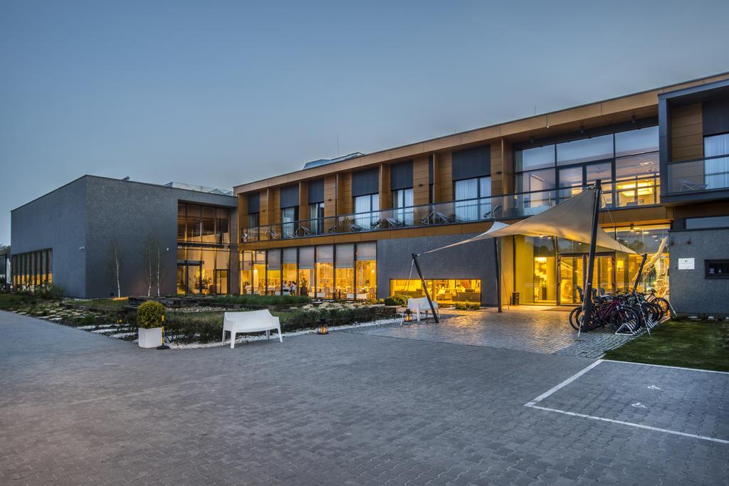 Hotel Bonifacio Spa&Sport Resort Sochocin ภายนอก รูปภาพ